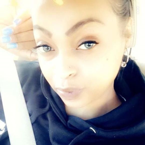 Meet your Posher, Jennifer - Picture 1 of 1